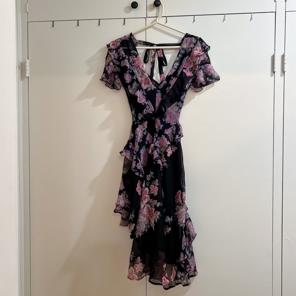Topshop Dresses & Skirts - Topshop Floral Asymmetrical Ruffled Midi Dress